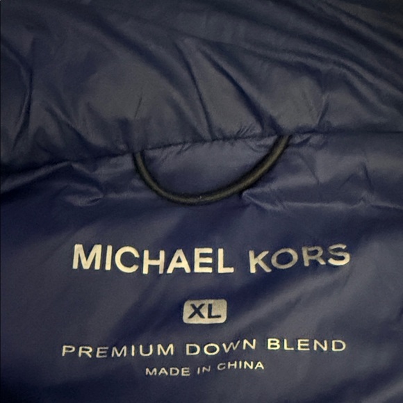 Men's Quilted Hooded Puffer Jacket - Black - Picture 2 of 2